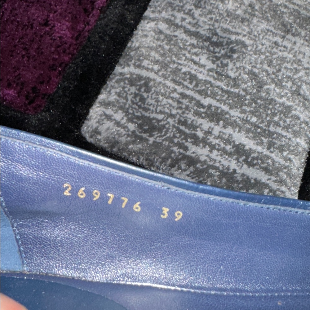 Gucci Beige GG Canvas Flats with Navy Trim & Red-Blue Webbing - Picture 5 of 8